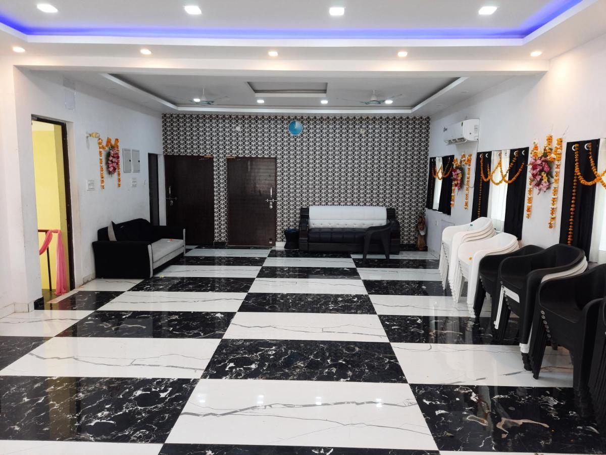 Sm Lucknow